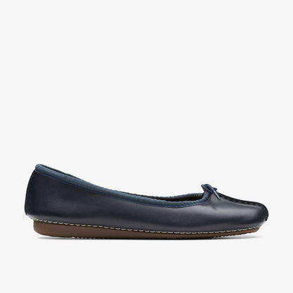 Freckle Ice Navy Leather - Clarks Women