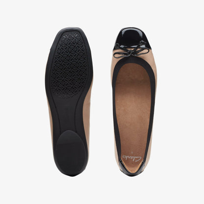 Candra Glow Praline Leather - Clarks Women