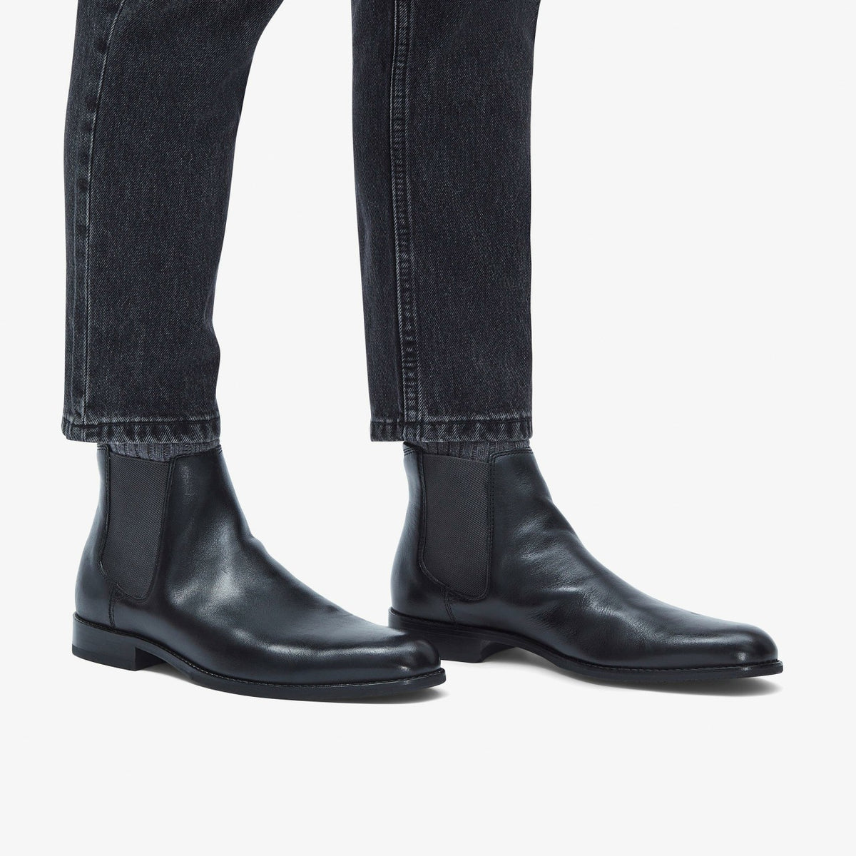 Craft Arlo Top Chelsea Boot Black Leather - Clarks Men