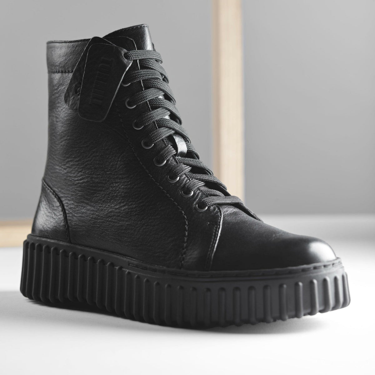 Torhill Rise Ankle Boot Black Leather - Clarks Women