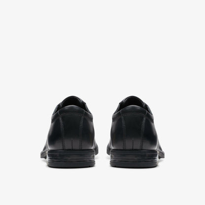Howard Over Black Leather - Clarks Men