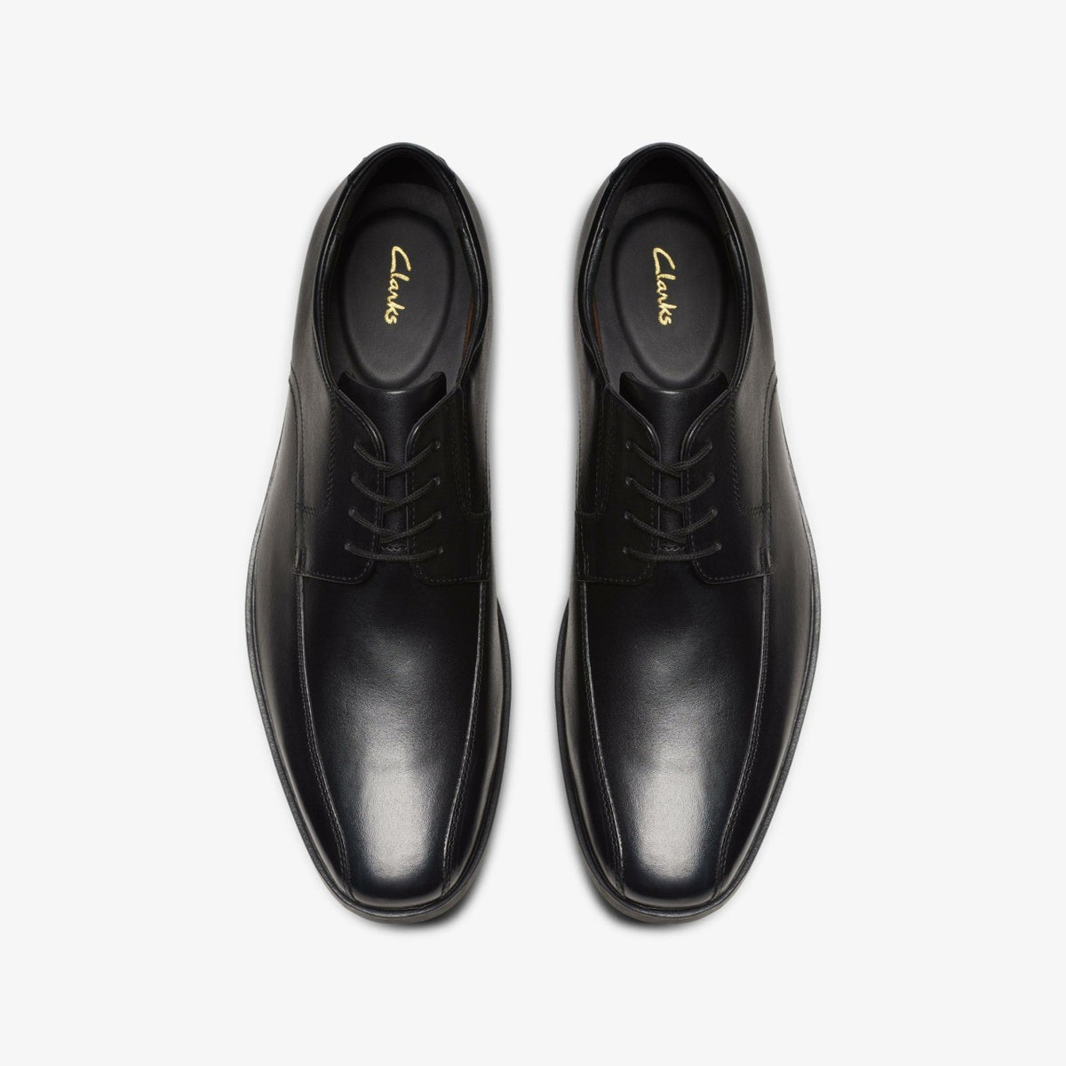 Howard Over Black Leather - Clarks Men