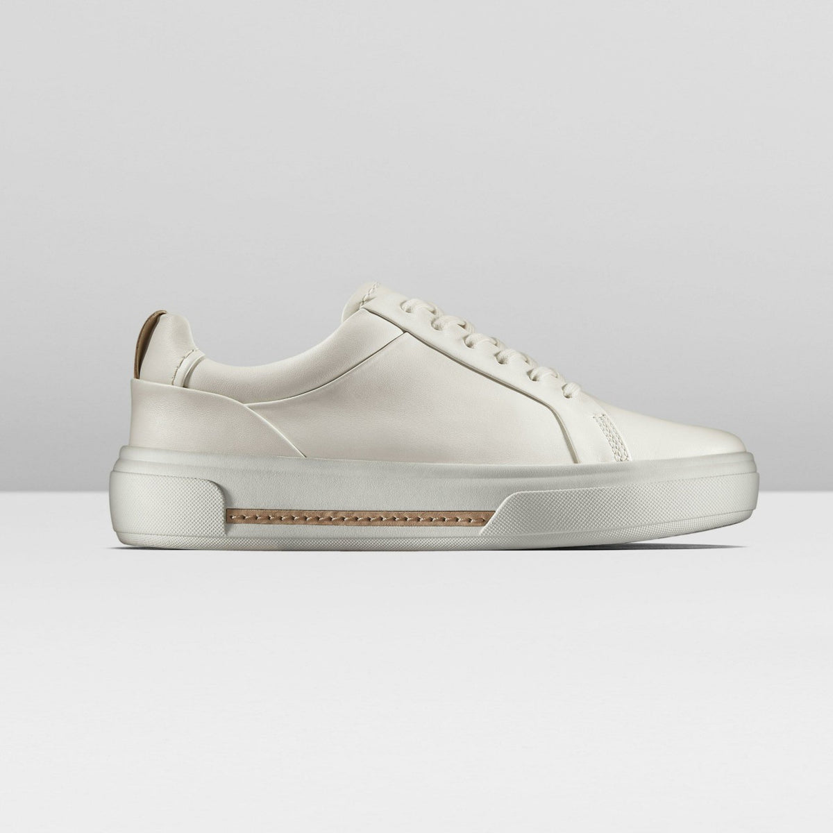Hollyhock Walk Off White Leather - Clarks Women