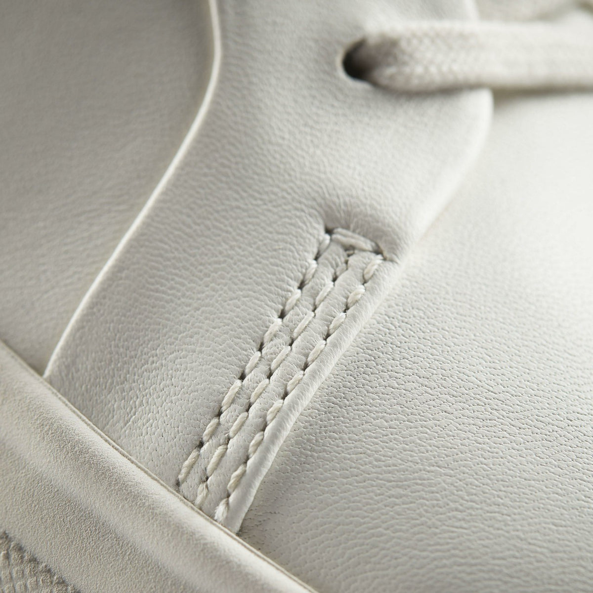 Hollyhock Walk Off White Leather - Clarks Women