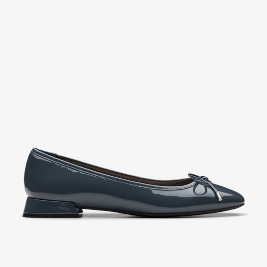 Ubree 15 Step Navy Patent - Clarks Women