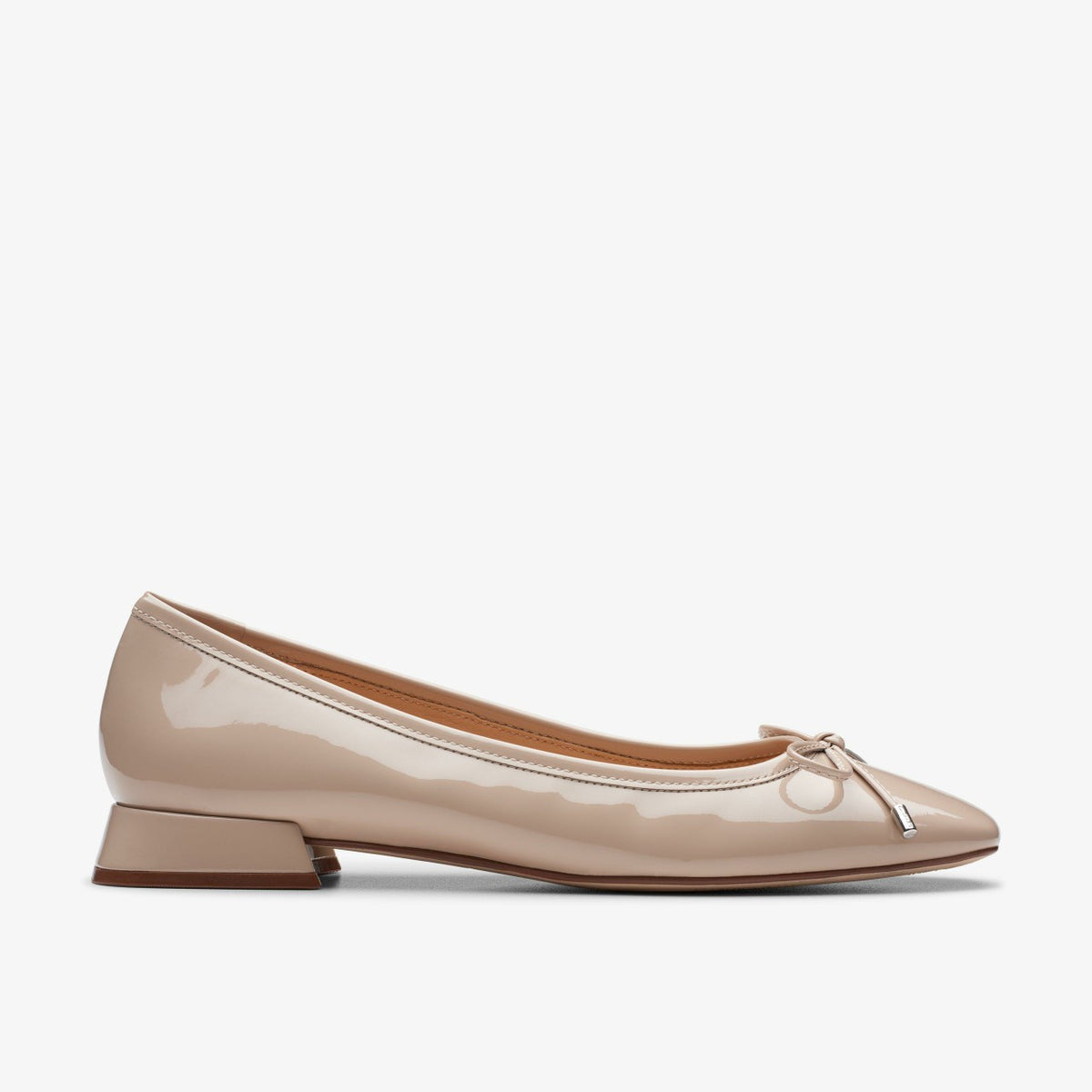 Ubree 15 Step Sand Patent - Clarks Women