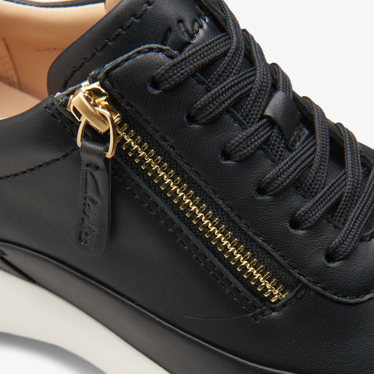 Tivoli Zip Black Leather - Clarks Women