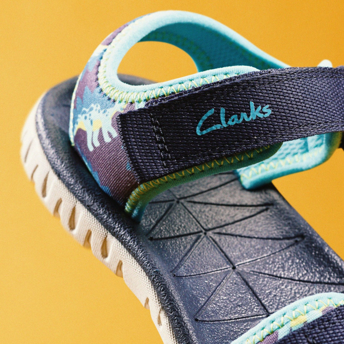 Surfing Tide Kid Navy - Clarks Kids