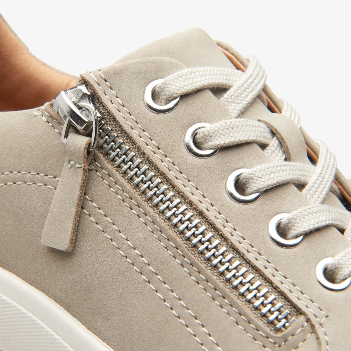 Nalle Lace Stone Nubuck - Clarks Women