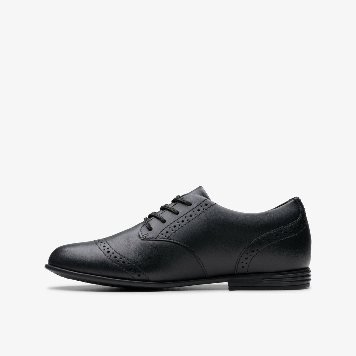 Finja Brogue Older Black Leather - Clarks Kids