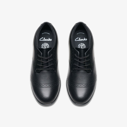 Finja Brogue Older Black Leather - Clarks Kids
