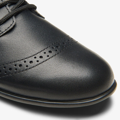 Finja Brogue Older Black Leather - Clarks Kids