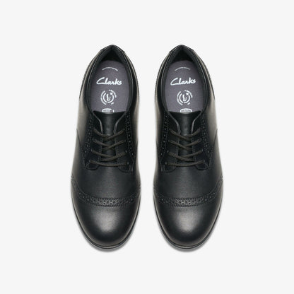 Finja Brogue Youth Black Leather - Clarks Kids