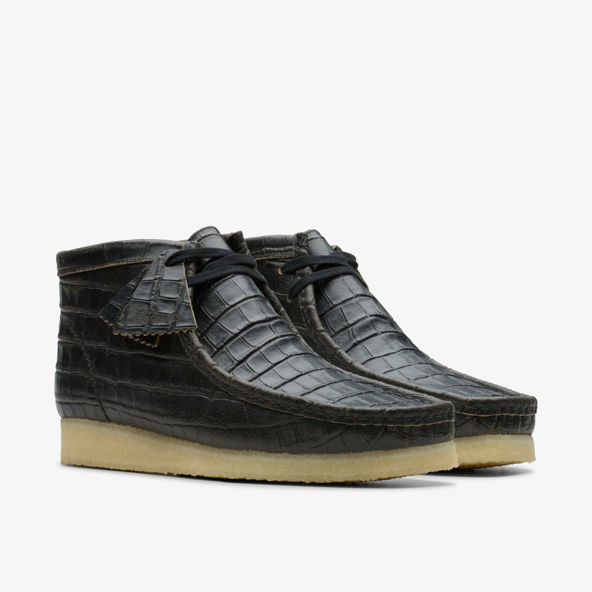 Wallabee Boot Black Crocodile Distress - Clarks Men
