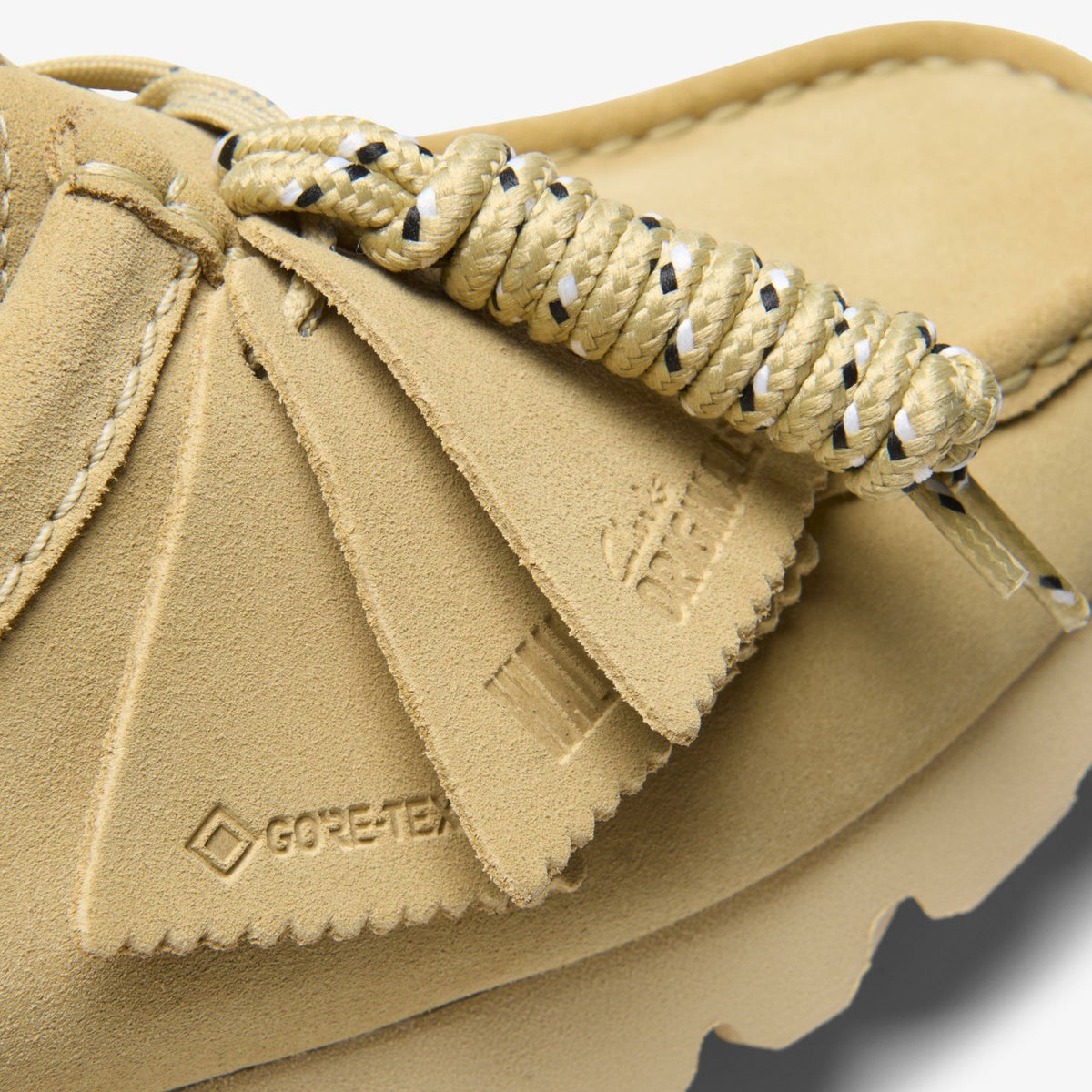Wallabee GORE-TEX Maple Suede - Clarks Women