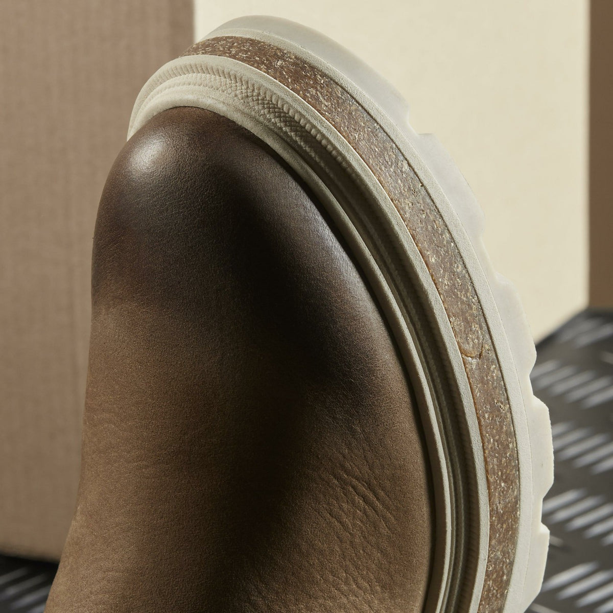 Hencroft Madi Waterproof Dark Sand Warmlined - Clarks Women