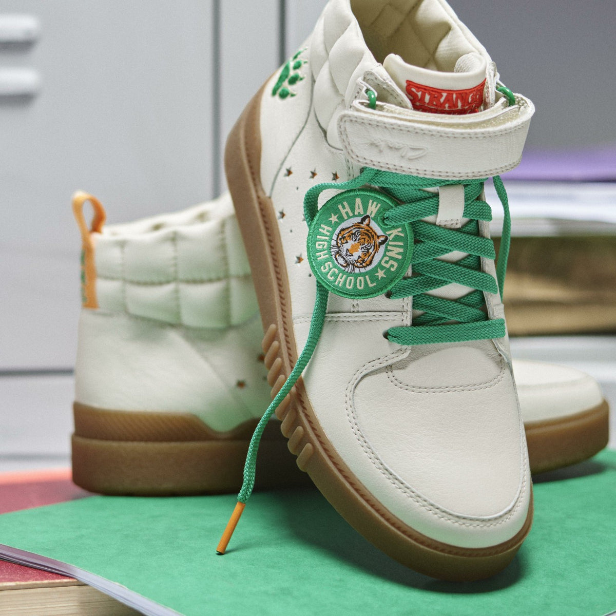 Stranger Things Somerset Hi Older Off White - Clarks Kids