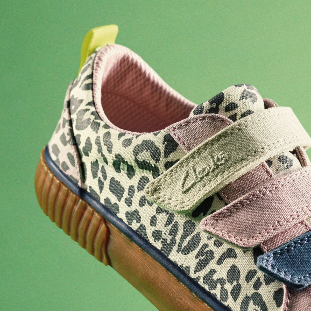 Foxing Vibe Kid Ecru Canvas - Clarks Kids