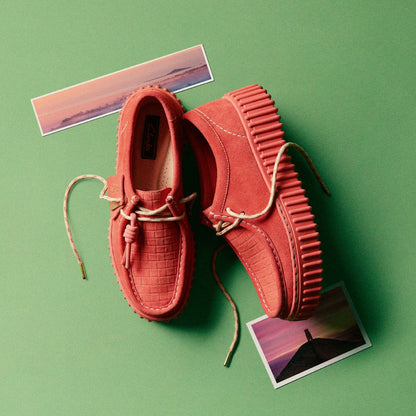 Torhill Bee Coral Suede - Clarks Women