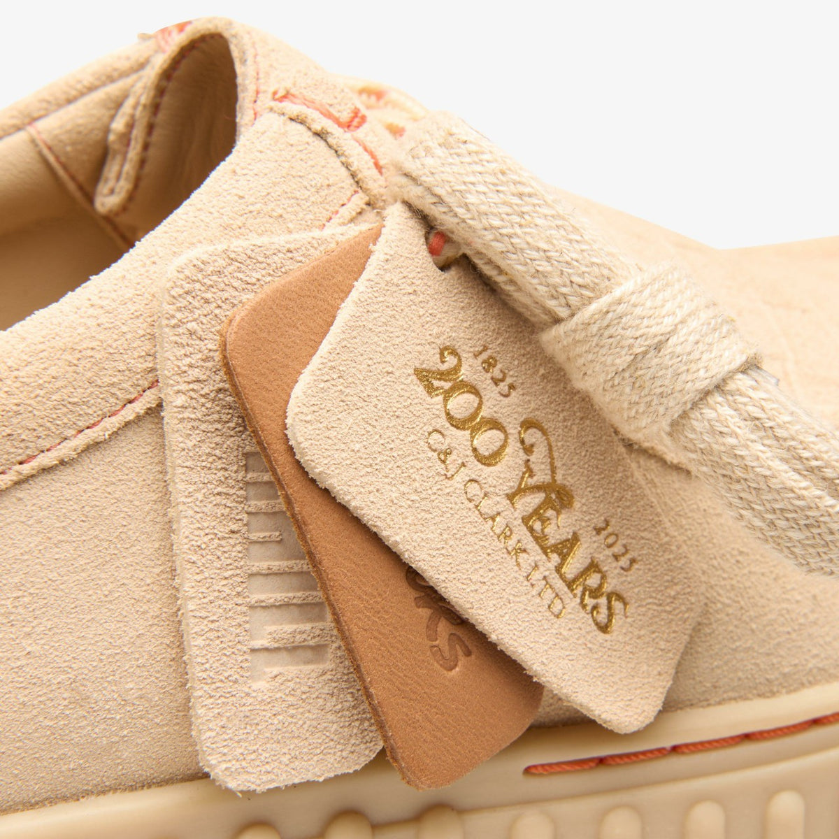 Torhill Bee Ecru Suede - Clarks Women