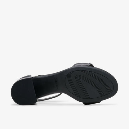 Ezoria Mae Black Leather - Clarks Women