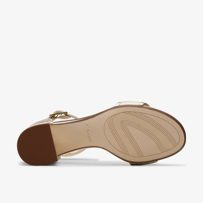 Ezoria Mae Champagne Interest - Clarks Women