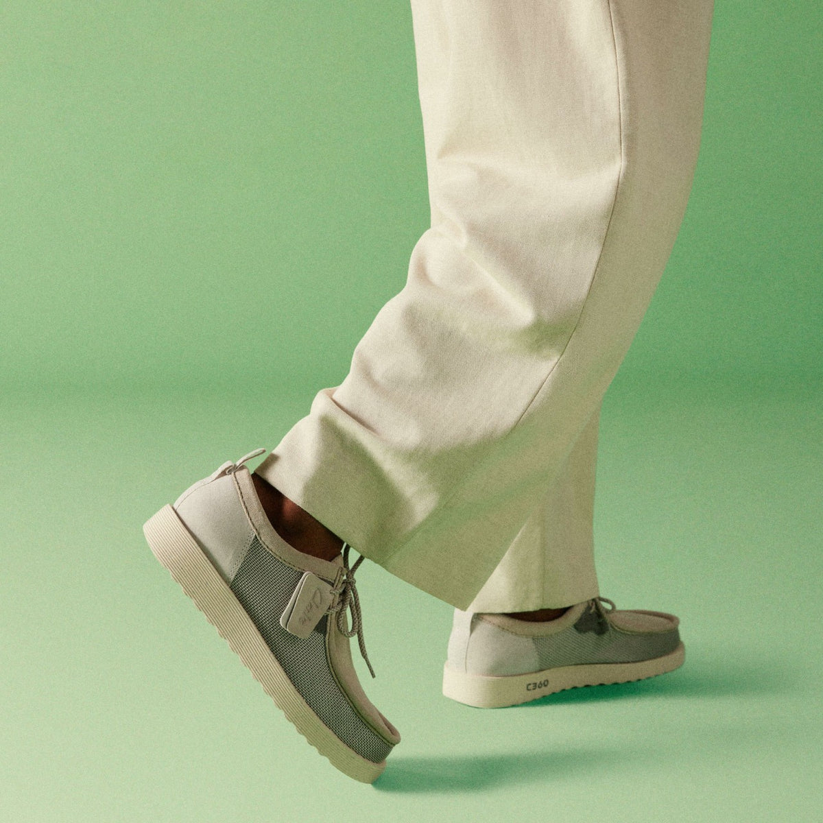 Wallabee FTR 2 Lo White Combination - Clarks Men