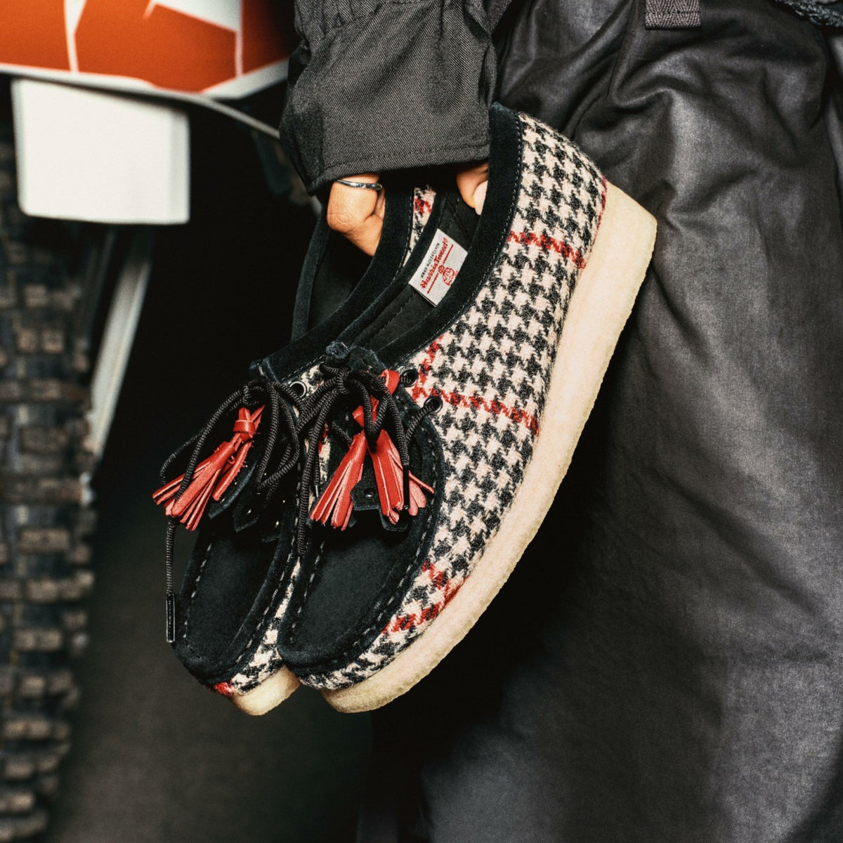 Wallabee Black Tweed Combination - Clarks Women