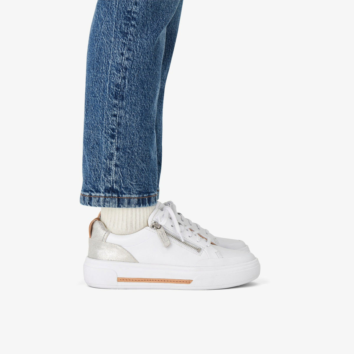 Hollyhock Zip Silver Combination Leather - Clarks Women