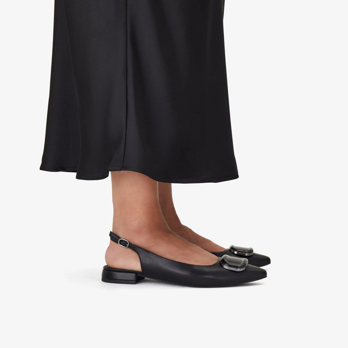 Sensa 15 Trim Black Leather - Clarks Women