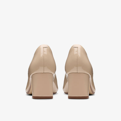 Fernie Trim Sand Patent - Clarks Women