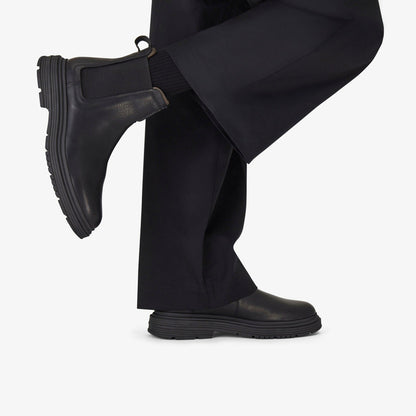 Badbury Easy Black Leather - Clarks Men