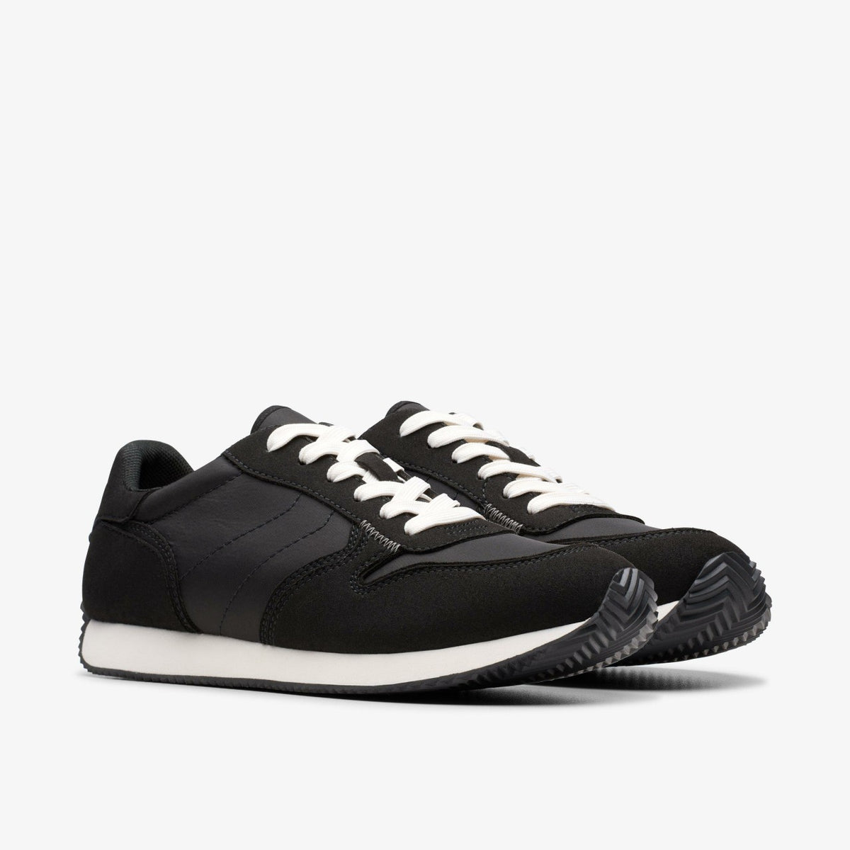 Teirra Run Black - Clarks Women