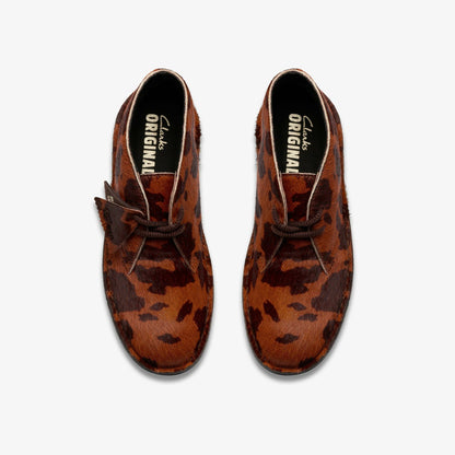Desert Boot. Brown Cow Print - Clarks Women