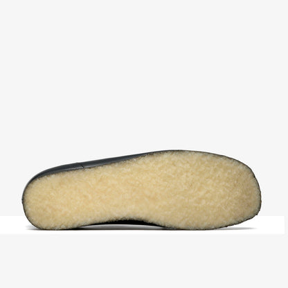 Wallabee Black Hi Shine Leather - Clarks Men