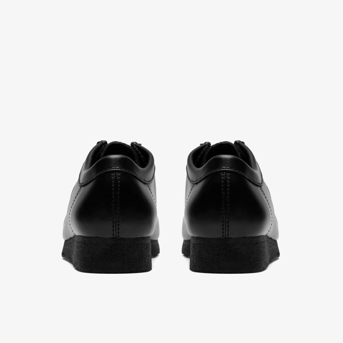 Wallabee Black Hi Shine Leather - Clarks Men