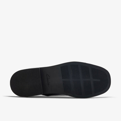 Oaklyn Charm Older Black Patent - Clarks Kids