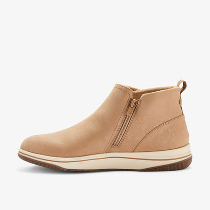 Brinkley Derby Camel - Clarks Women