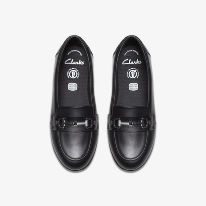 Finja Loafer Older Black Leather - Clarks Kids