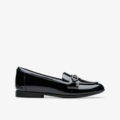 Finja Loafer Older Black Patent - Clarks Kids