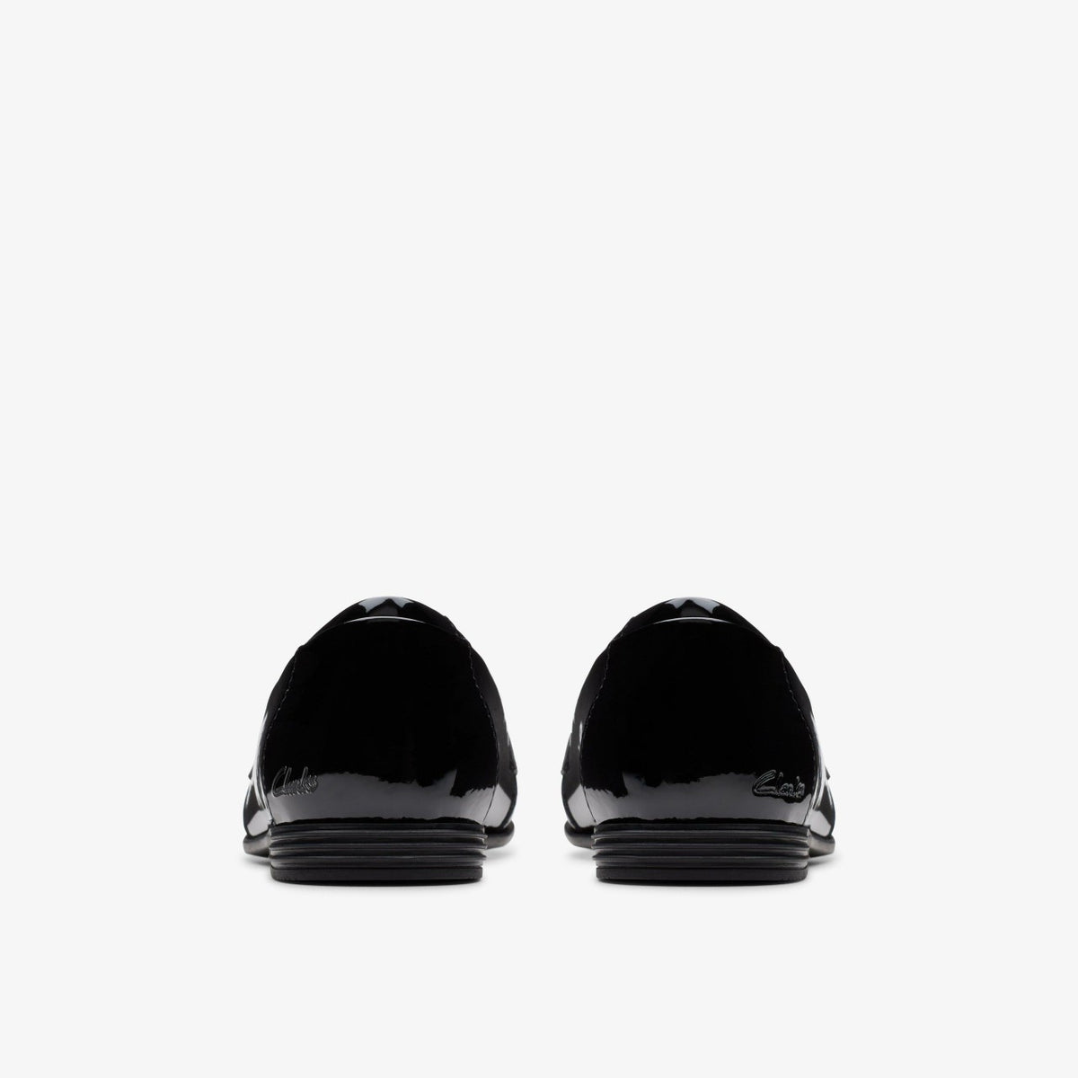 Finja Loafer Older Black Patent - Clarks Kids
