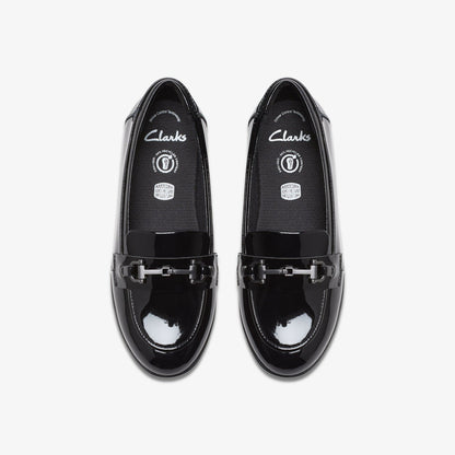 Finja Loafer Older Black Patent - Clarks Kids