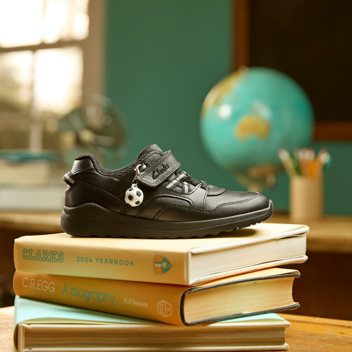 Daze Kick Kid Black - Clarks Kids