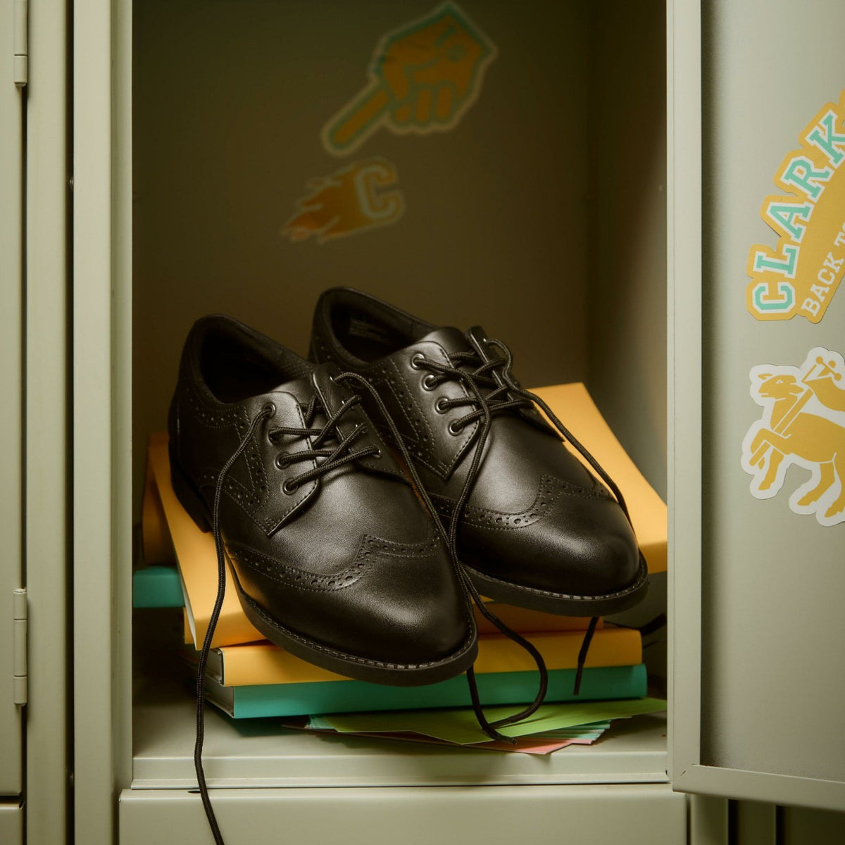 Tapa Pure Youth Black Leather - Clarks Kids