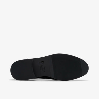 Tapa Pure Youth Black Patent - Clarks Kids