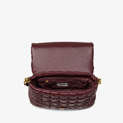 Quilted Cross Burgundy - Clarks Women