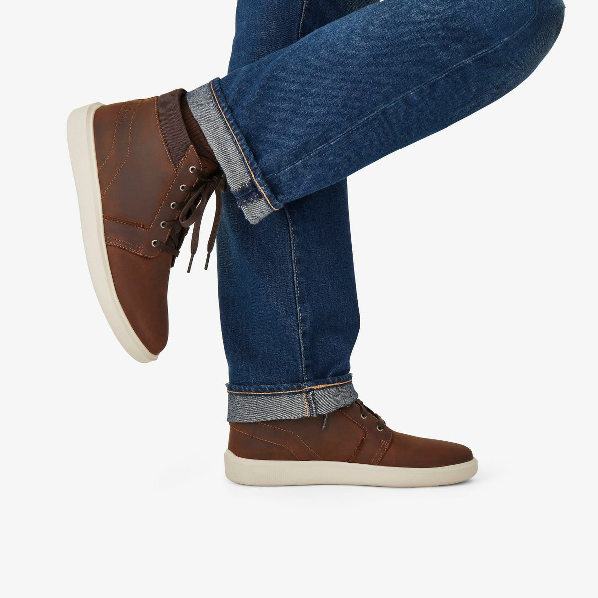 Brodin Mid Beeswax - Clarks Men